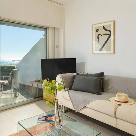 Appartement Melon Boutique Seafront Limassol